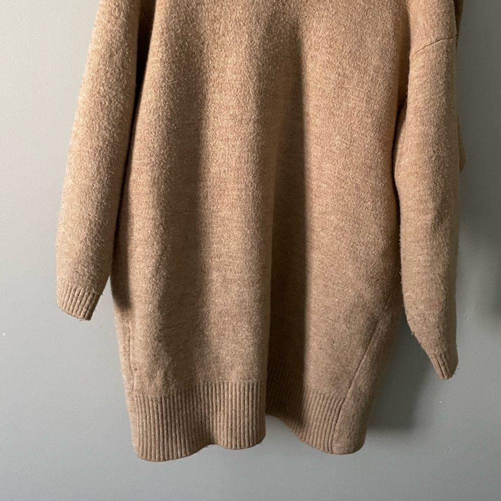 DKNY cardigan 12 - Picture 5 of 10